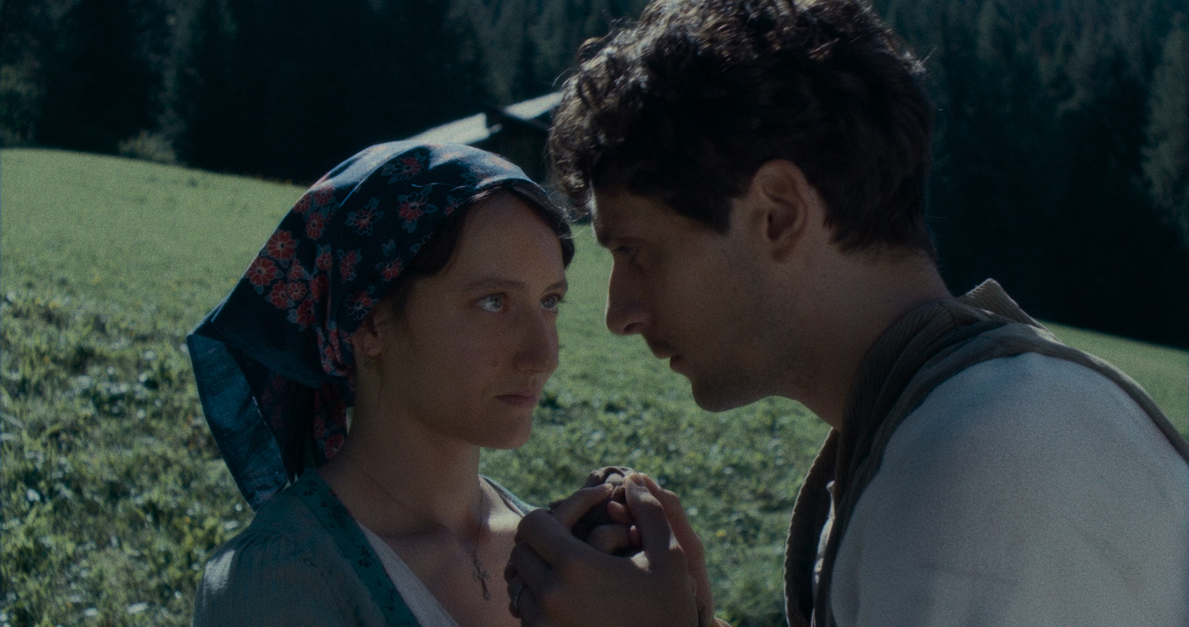 Movie Review ~ Vermiglio