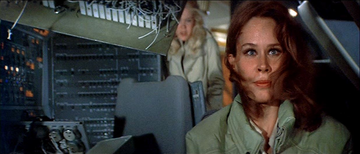 Airport 1975 (1974) 4K UHD Review: Nuns, Screams, and Airborne Dreams